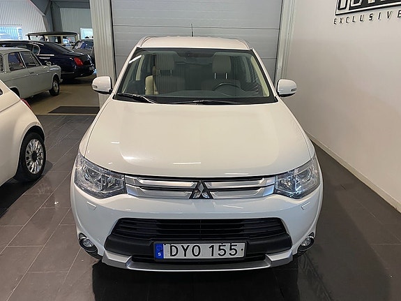 Mitsubishi Outlander 4 of 19