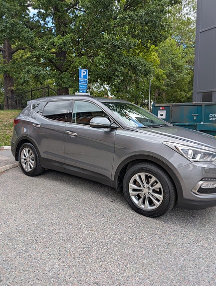 Hyundai Santa Fe 3 of 11