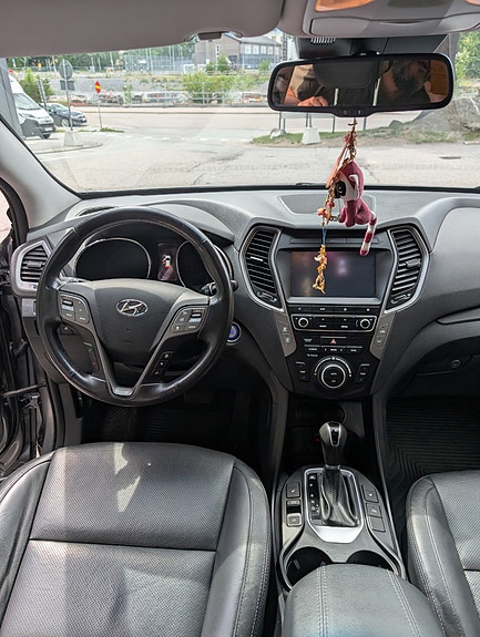 Hyundai Santa Fe 9 of 11
