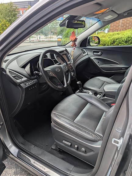 Hyundai Santa Fe 7 of 11