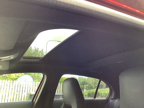 Mercedes-Benz A250 e 19 of 25