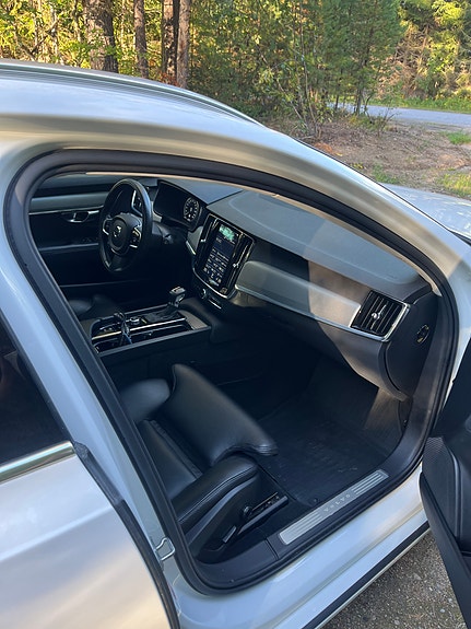 Volvo V90 8 of 10