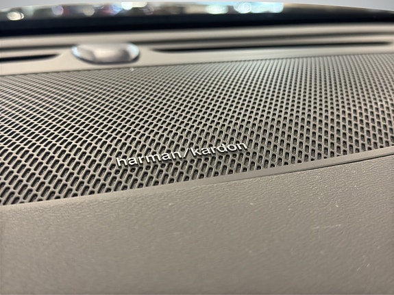 Volvo V60 18 of 23