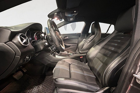Mercedes-Benz CLA200 10 of 17
