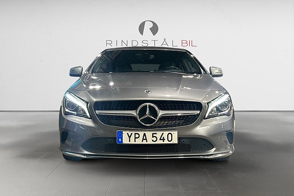Mercedes-Benz CLA200 9 of 17