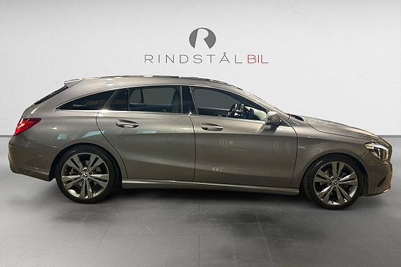 Mercedes-Benz CLA200 7 of 17