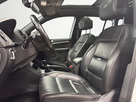 Volkswagen Tiguan 10 of 23