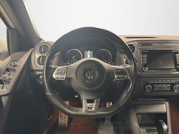 Volkswagen Tiguan 14 of 23