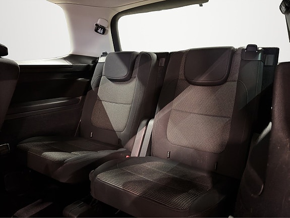 Volkswagen Sharan 12 of 23