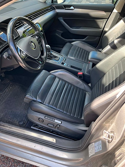 Volkswagen Passat 3 of 4