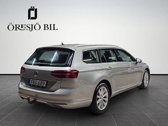 Volkswagen Passat 6 of 21
