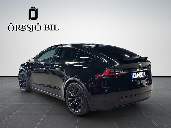 Tesla Model X 6 of 23