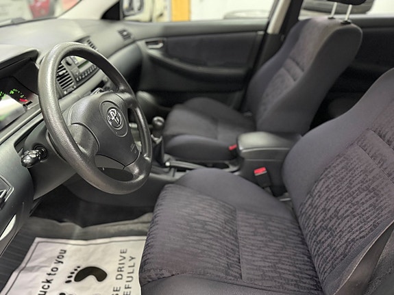 Toyota Corolla 12 of 15