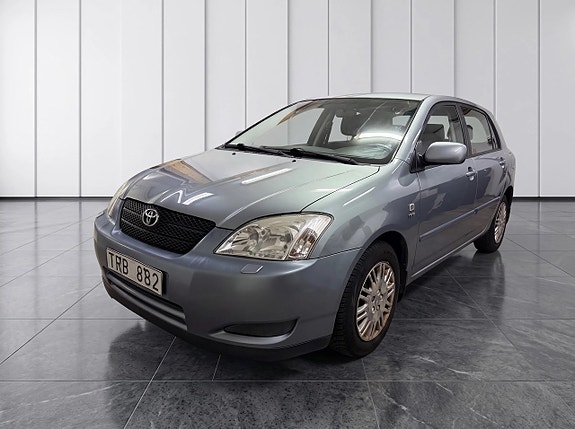 Toyota Corolla 5 of 15