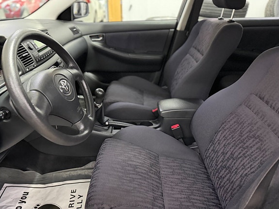 Toyota Corolla 15 of 15