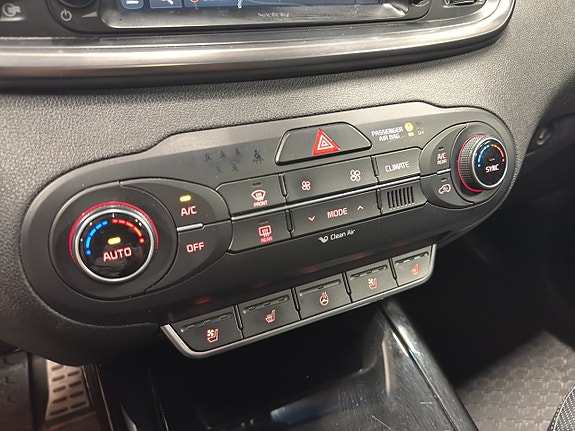 Kia Sorento 18 of 26