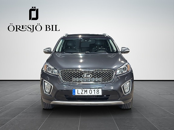 Kia Sorento 3 of 26