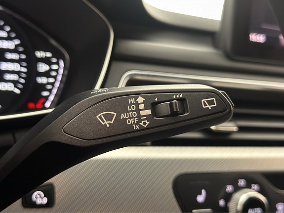 Audi A4 19 of 30
