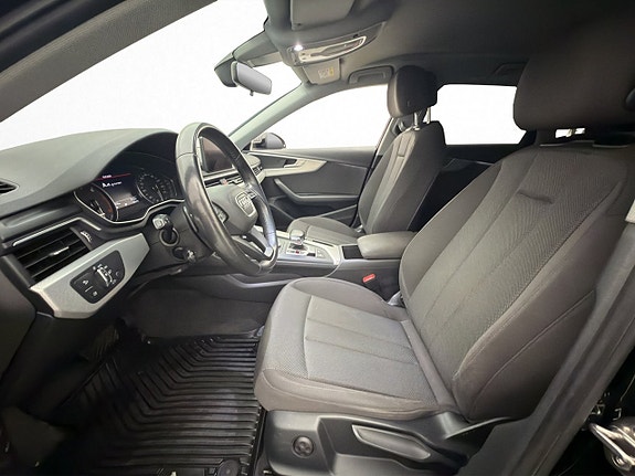 Audi A4 12 of 30
