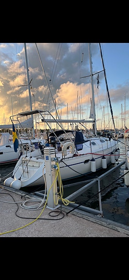 Jeanneau Sun Liberty 34 2 of 14