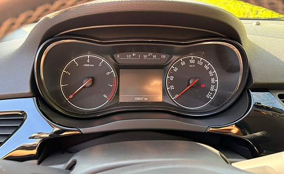 Opel Corsa 9 of 9