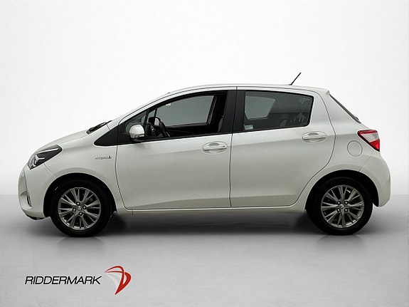 Toyota Yaris 4 of 26
