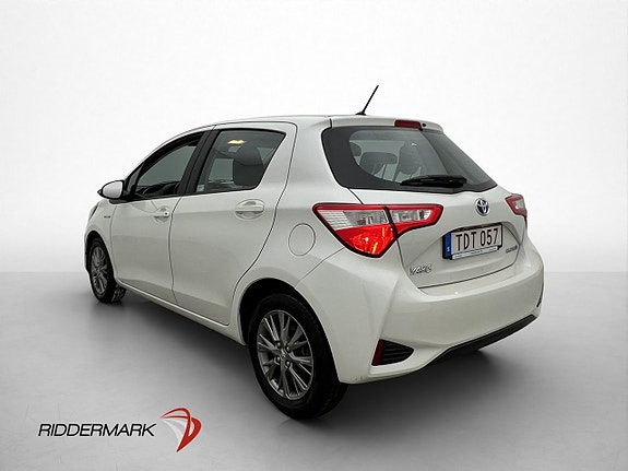 Toyota Yaris 5 of 26