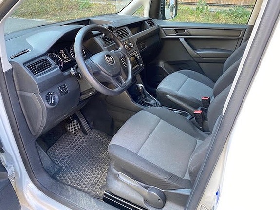 Volkswagen Caddy 13 of 18
