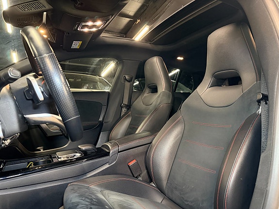 Mercedes-Benz CLA180 12 of 24