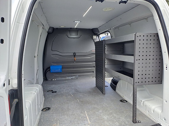 Volkswagen Caddy Maxi 9 of 21