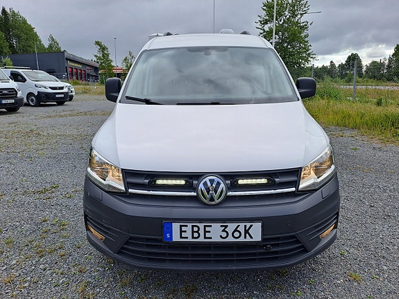 Volkswagen Caddy Maxi 2 of 21