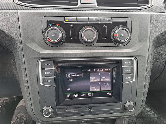 Volkswagen Caddy Maxi 17 of 21