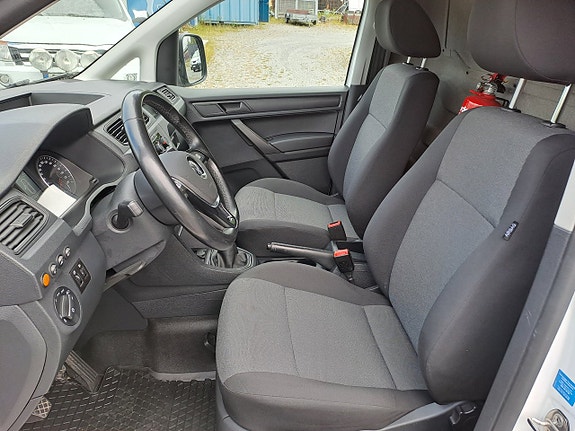Volkswagen Caddy Maxi 15 of 21