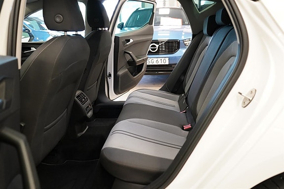 Seat Leon 11 of 26