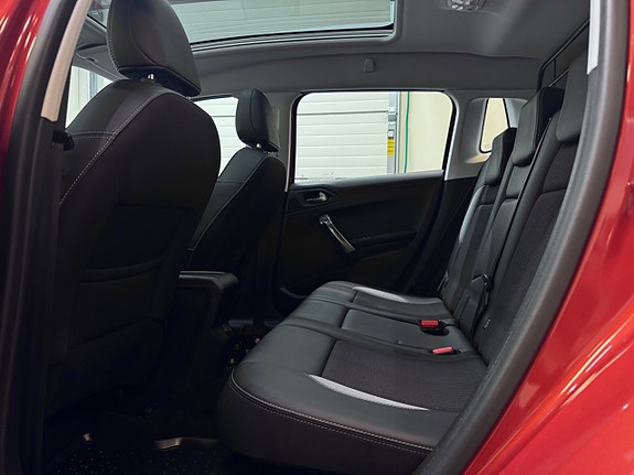 Peugeot 2008 10 of 25
