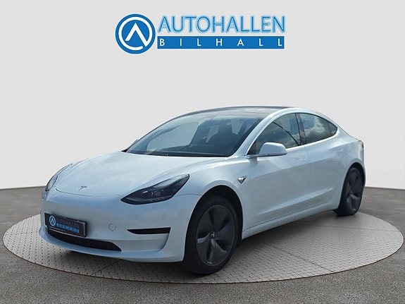 Tesla Model 3 2 of 17