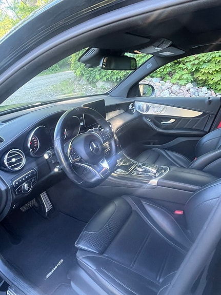 Mercedes-Benz GLC63 5 of 7