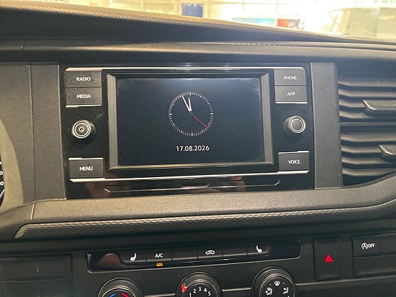 Volkswagen Transporter 15 of 17