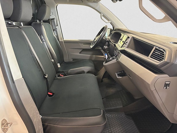 Volkswagen Transporter 13 of 17