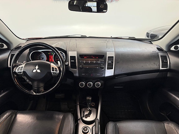 Mitsubishi Outlander 8 of 26