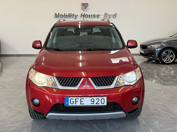 Mitsubishi Outlander 6 of 26