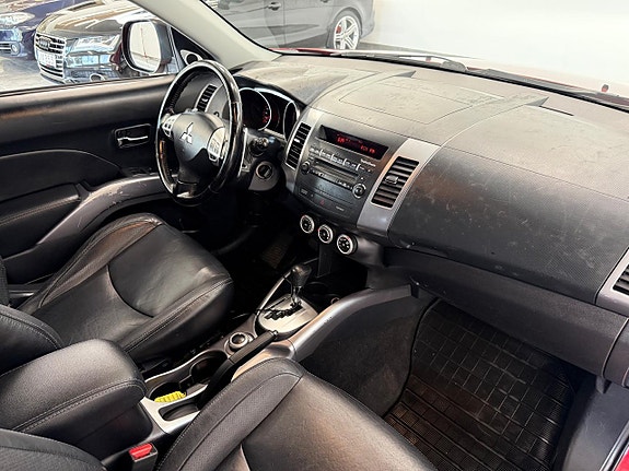 Mitsubishi Outlander 9 of 26