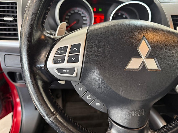 Mitsubishi Outlander 10 of 26