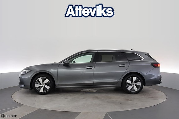 Volkswagen Passat 26 of 27