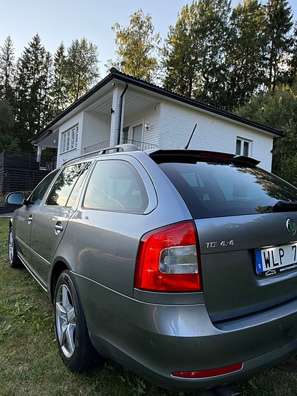 Skoda Octavia 4 of 10