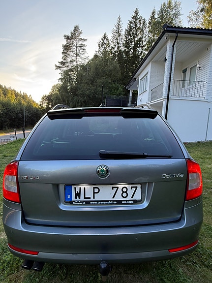 Skoda Octavia 6 of 10