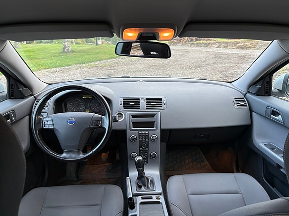 Volvo V50 4 of 4