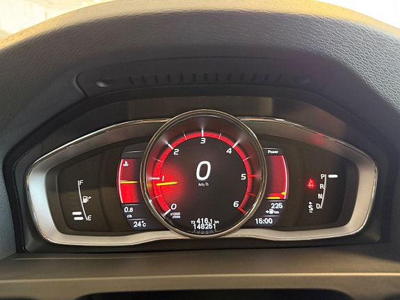 Volvo V60 Cross Country 17 of 21