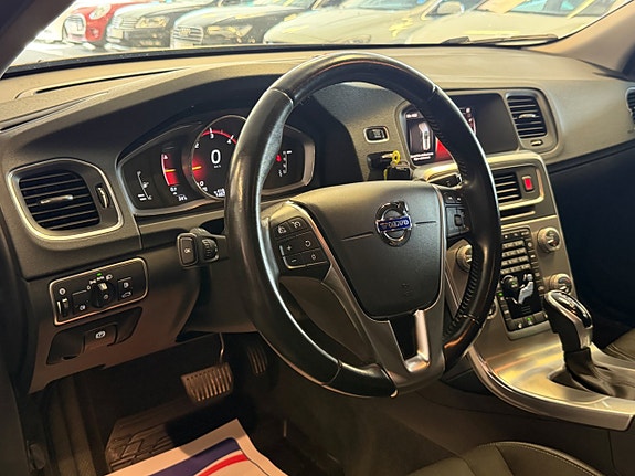 Volvo V60 Cross Country 16 of 21