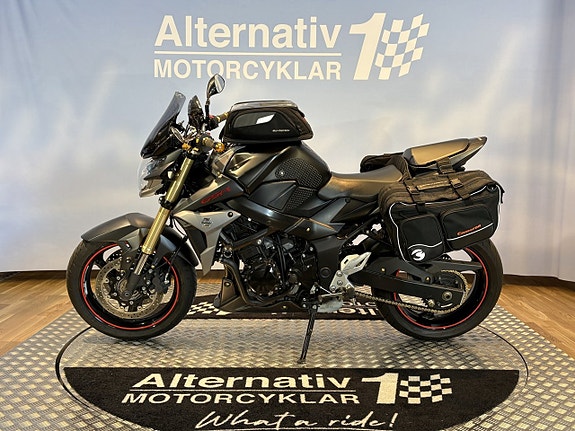 Suzuki GSR750 ABS - Alternativ 1 MC 6 of 15